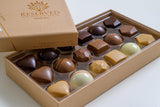 Fyldte chokolader - gaveæske med 18 stk